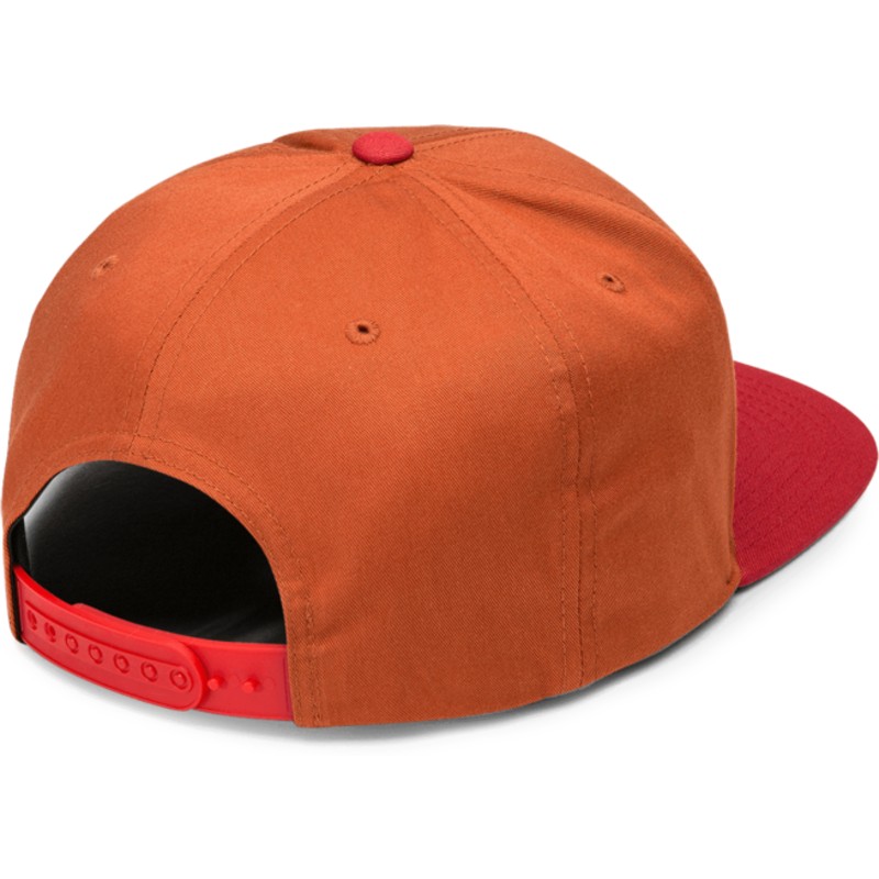 casquette-plate-orange-snapback-avec-visiere-rouge-cresticle-copper-volcom