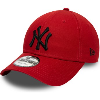 Casquette courbée rouge ajustable avec logo noir 9FORTY League Essential New York Yankees MLB New Era
